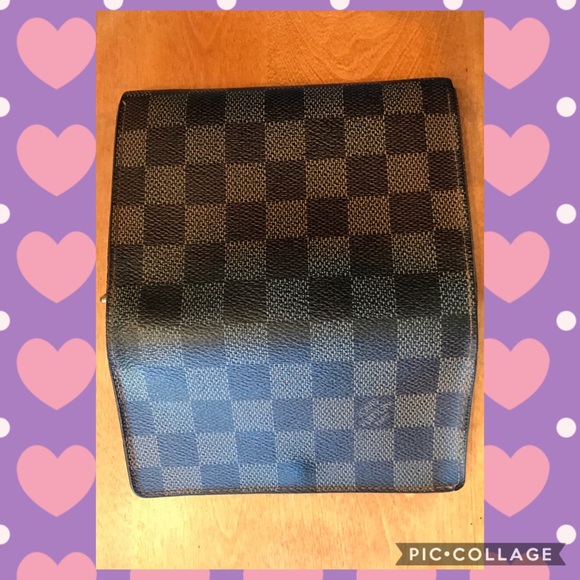 Authentic Louis Vuitton Damier zippy wallet - Picture 3 of 7